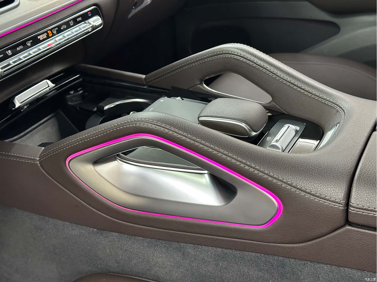 Mercedes-Benz GLE, 2020 19