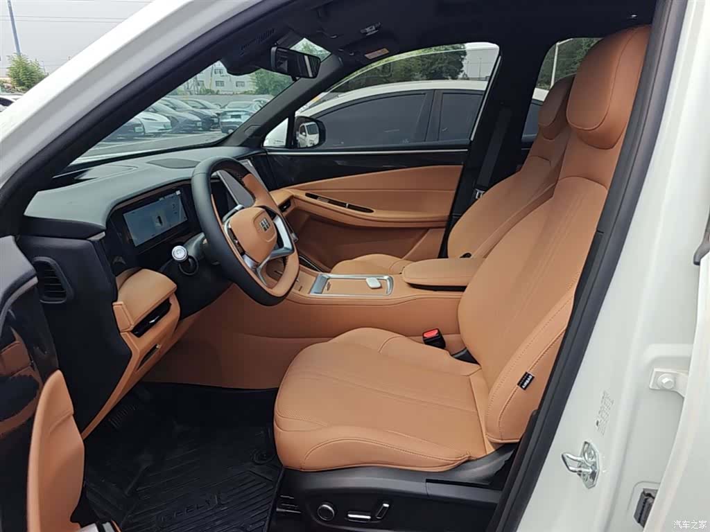 Geely Galaxy L7, 2025 15