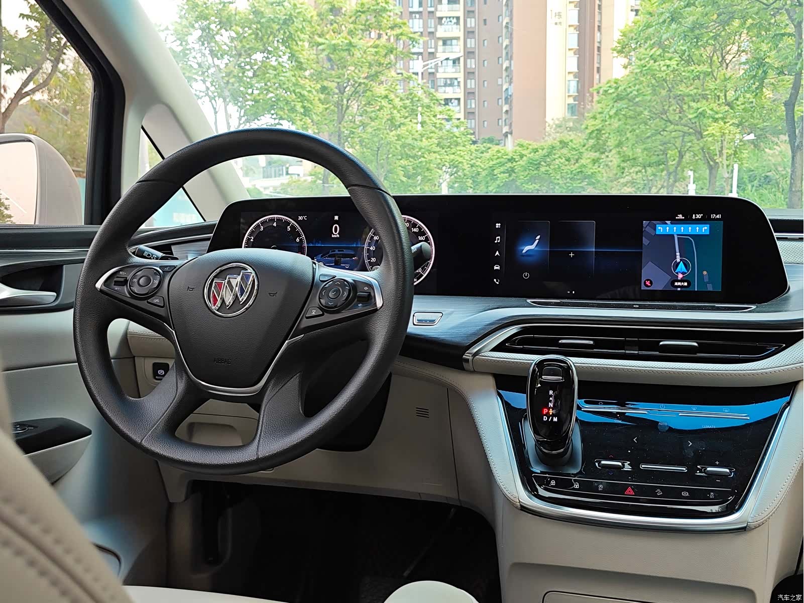 Buick GL8, 2023 10