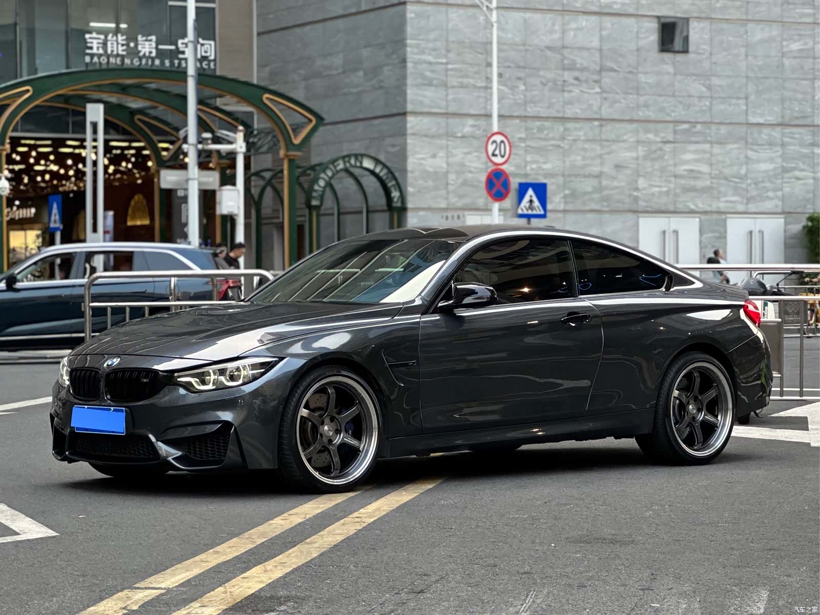 BMW M4, 2020 1