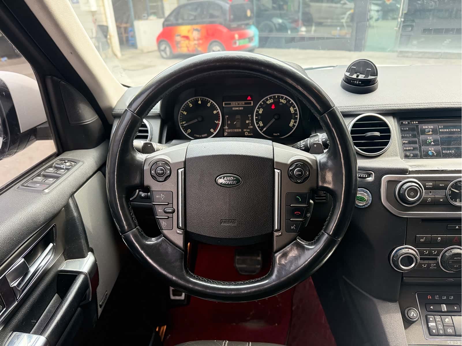 Land Rover Discovery, 2015 14