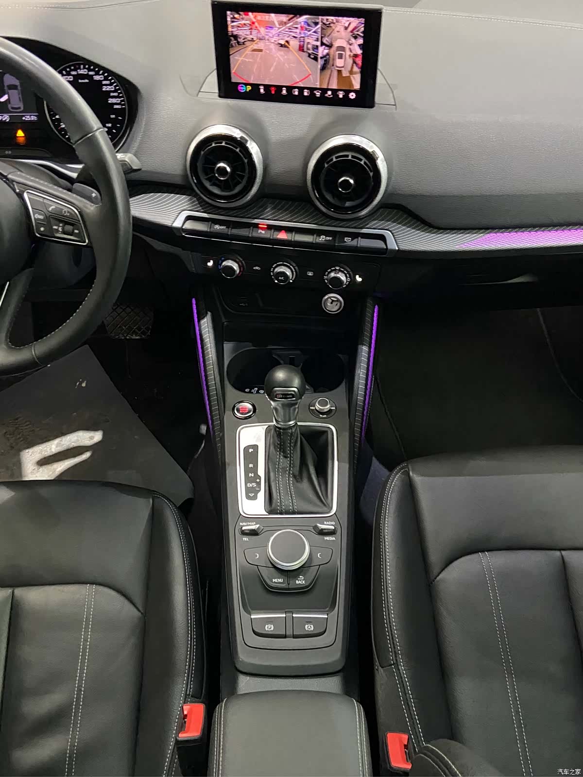 Audi Q2L, 2022 24