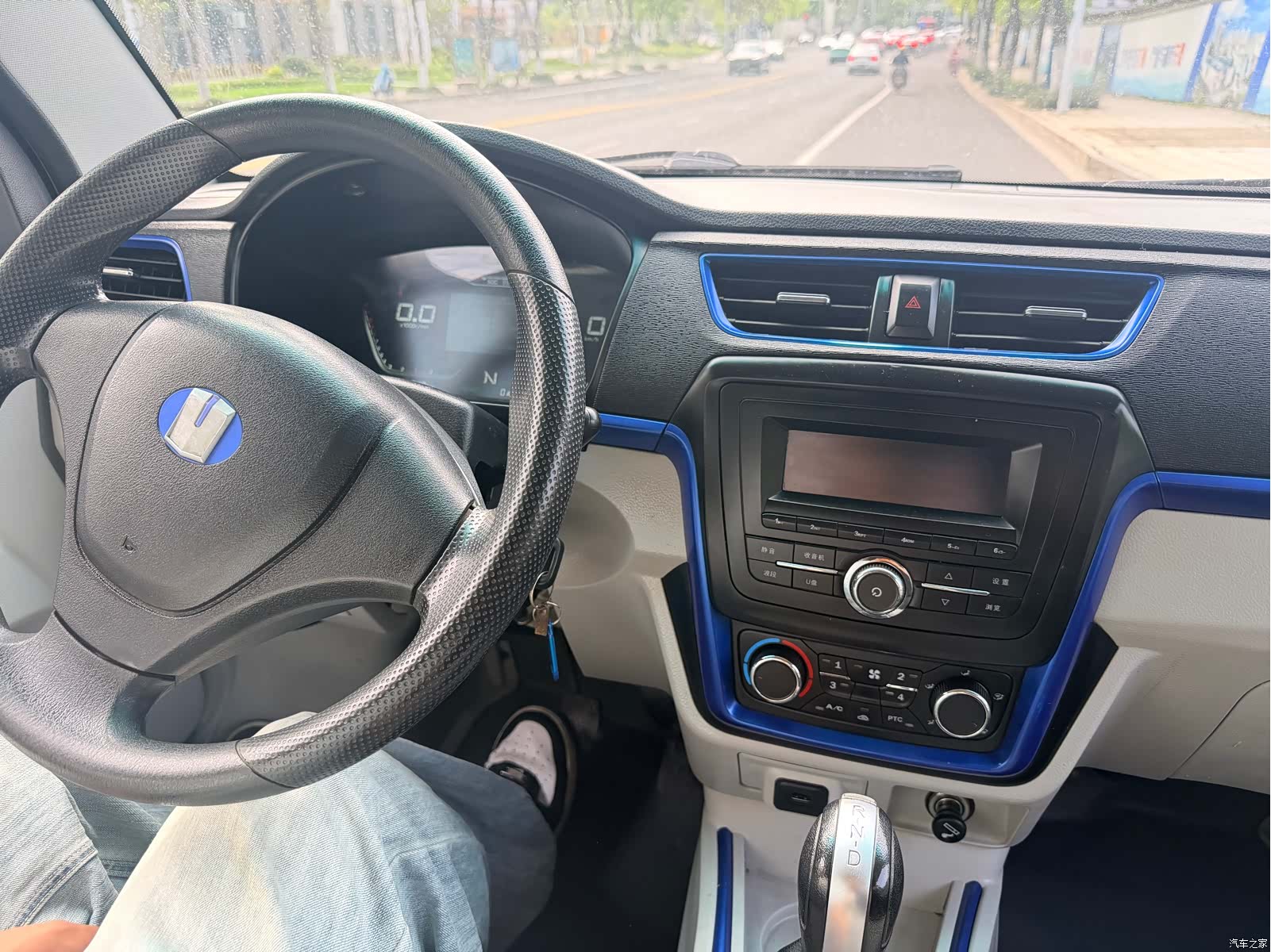 Geely E5, 2021 все фото