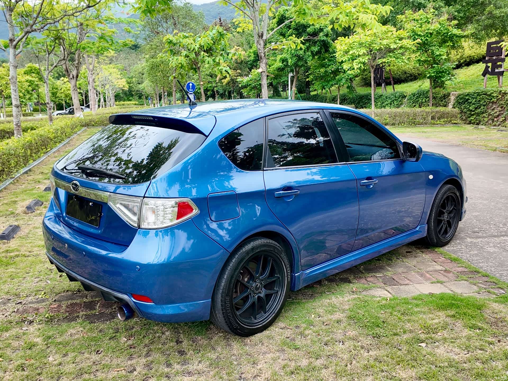 Subaru 2.0R, 2009 16