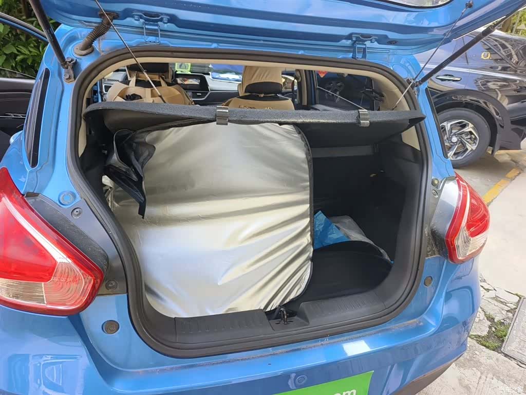 Wuling 310, 2017 10