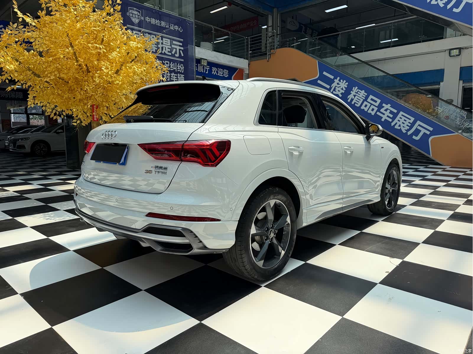 Audi Q3, 2022 17