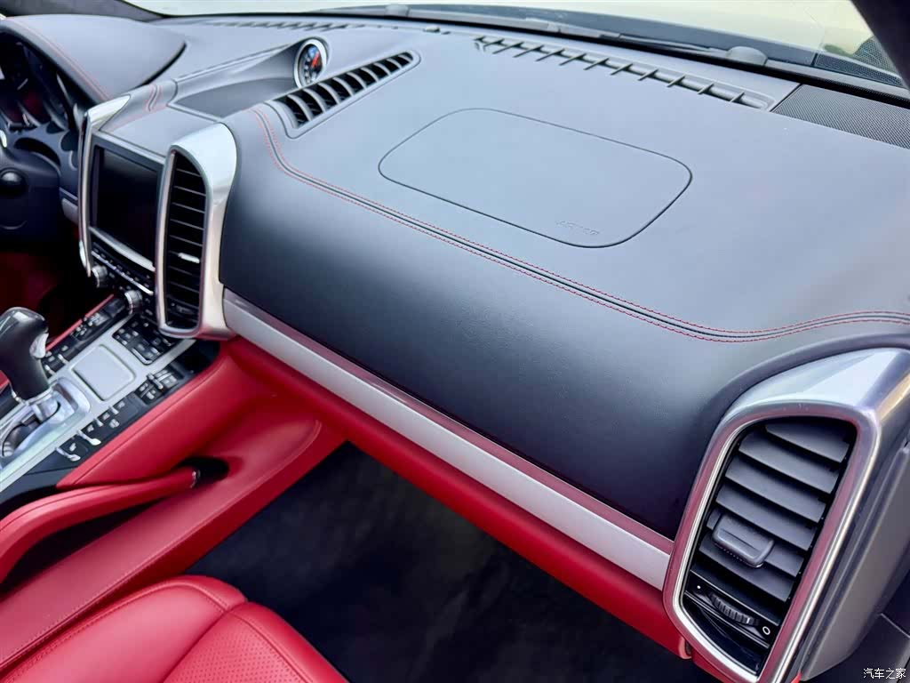 Porsche Cayenne, 2017 16
