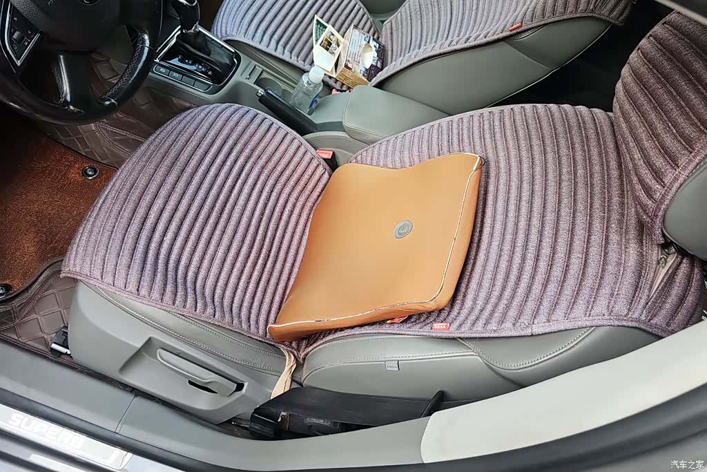 Skoda Superb, 2014 9