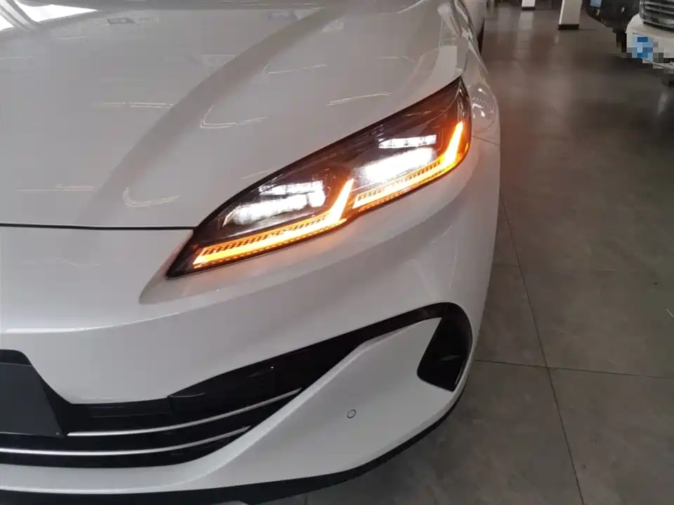 BYD Seal 06
