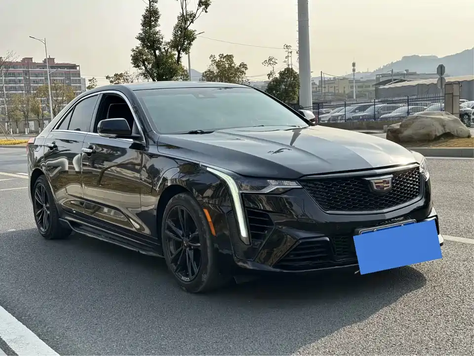 Cadillac CT4