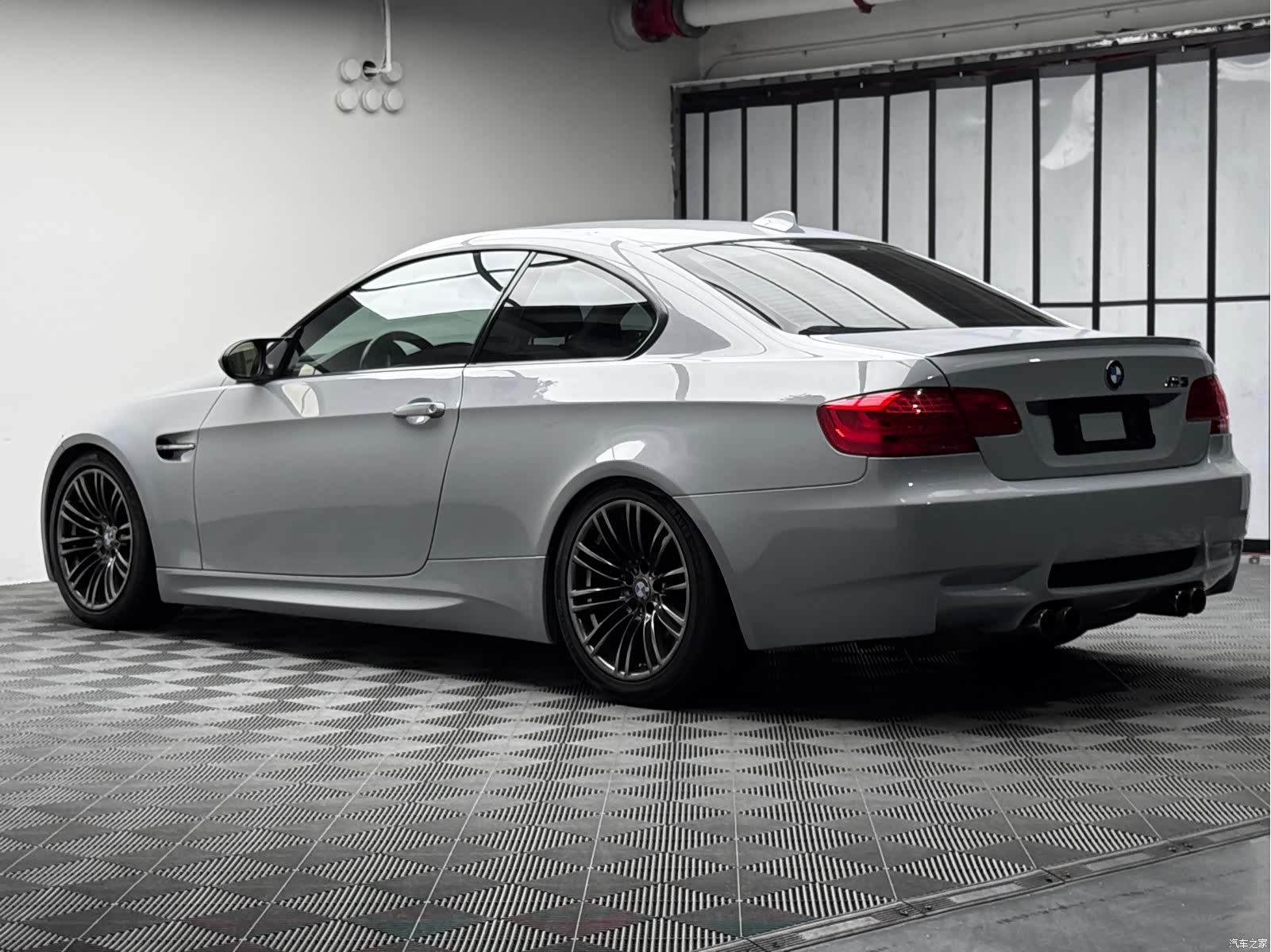 BMW M3, 2011 8