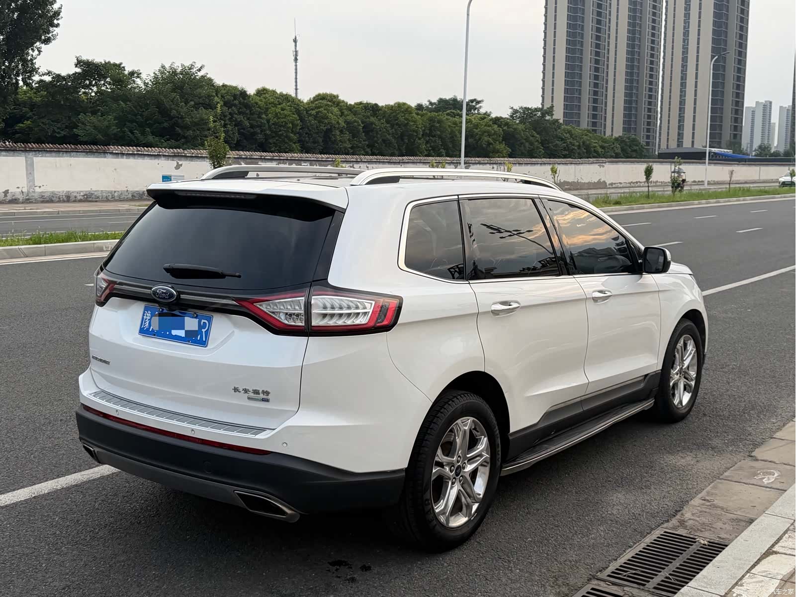 Ford Edge, 2015 11