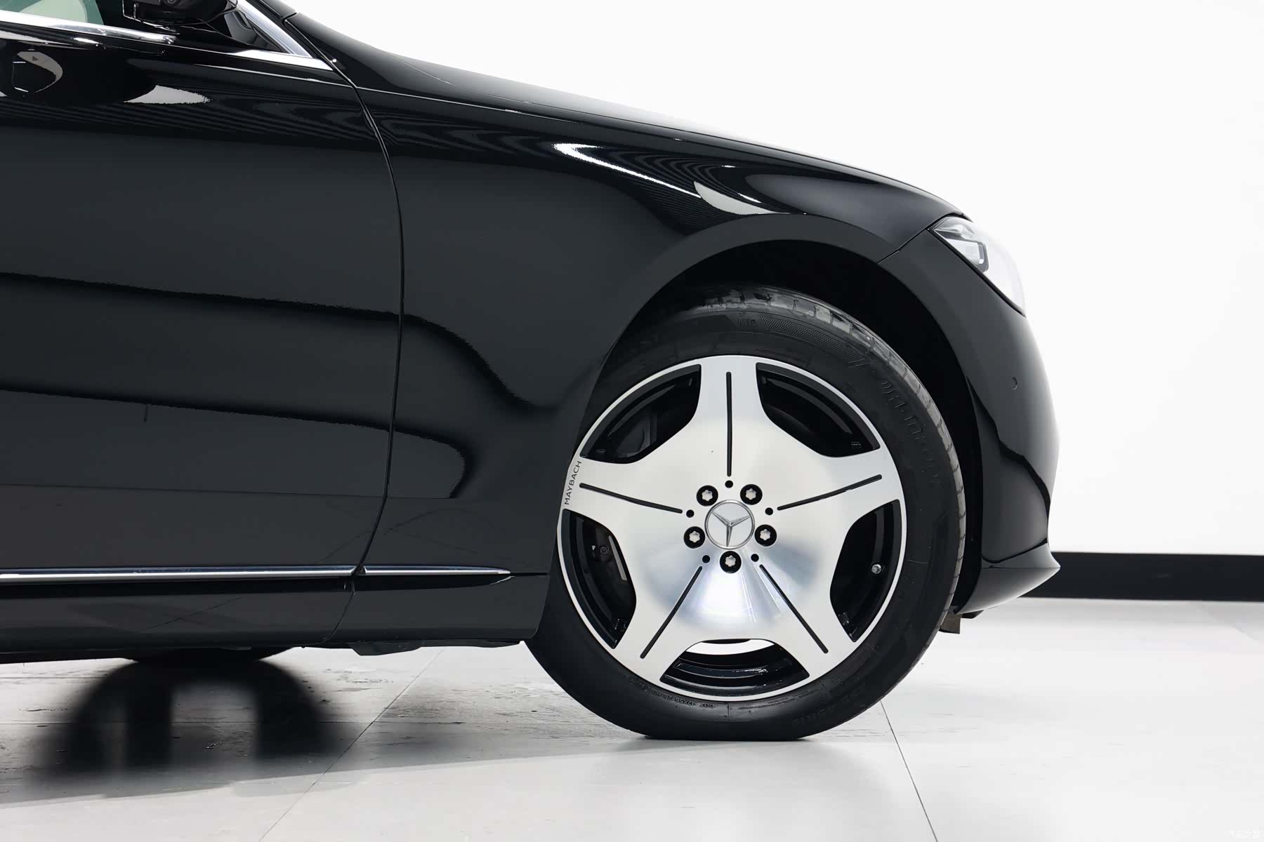 Maybach S-Class, 2022 все фото