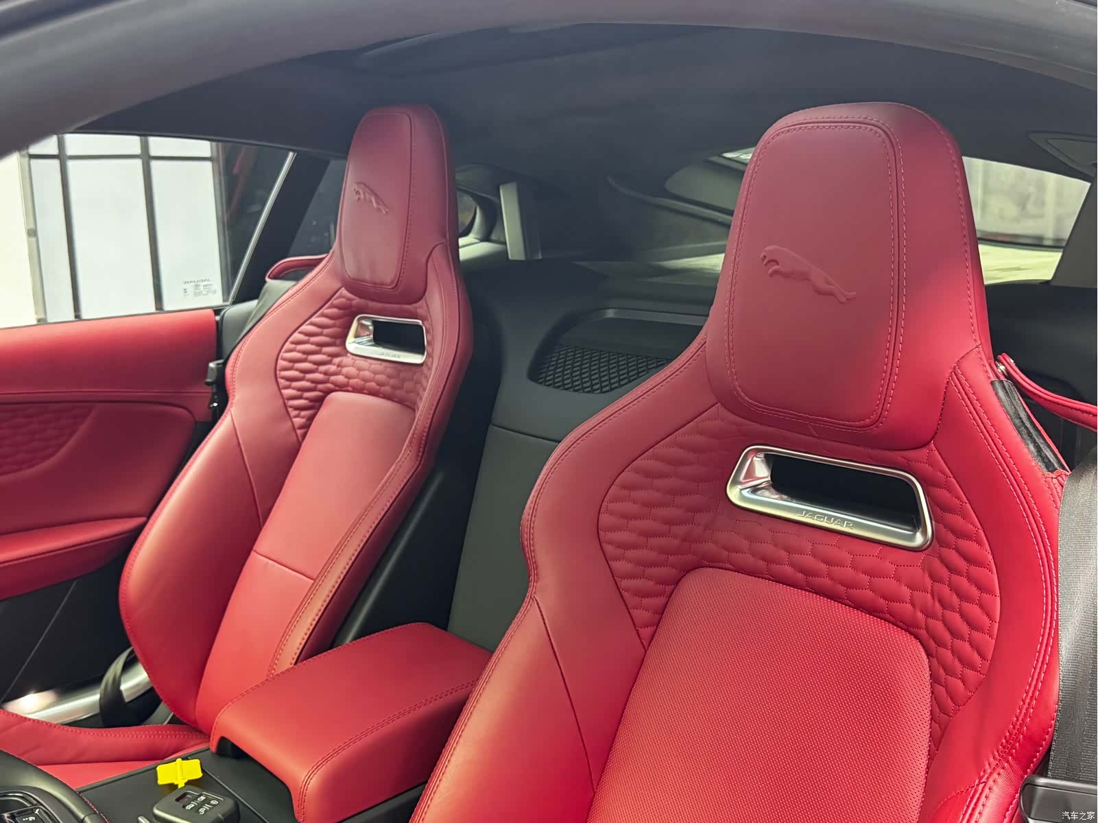 Jaguar F-TYPE, 2024 20