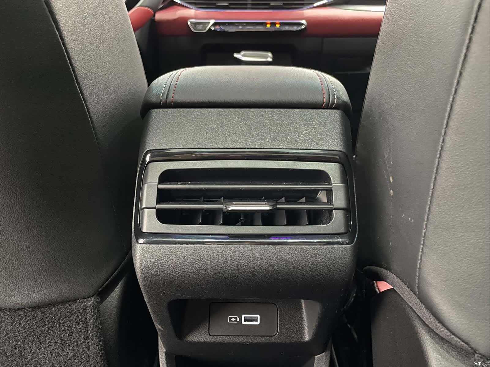 Geely Emgrand, 2021 16