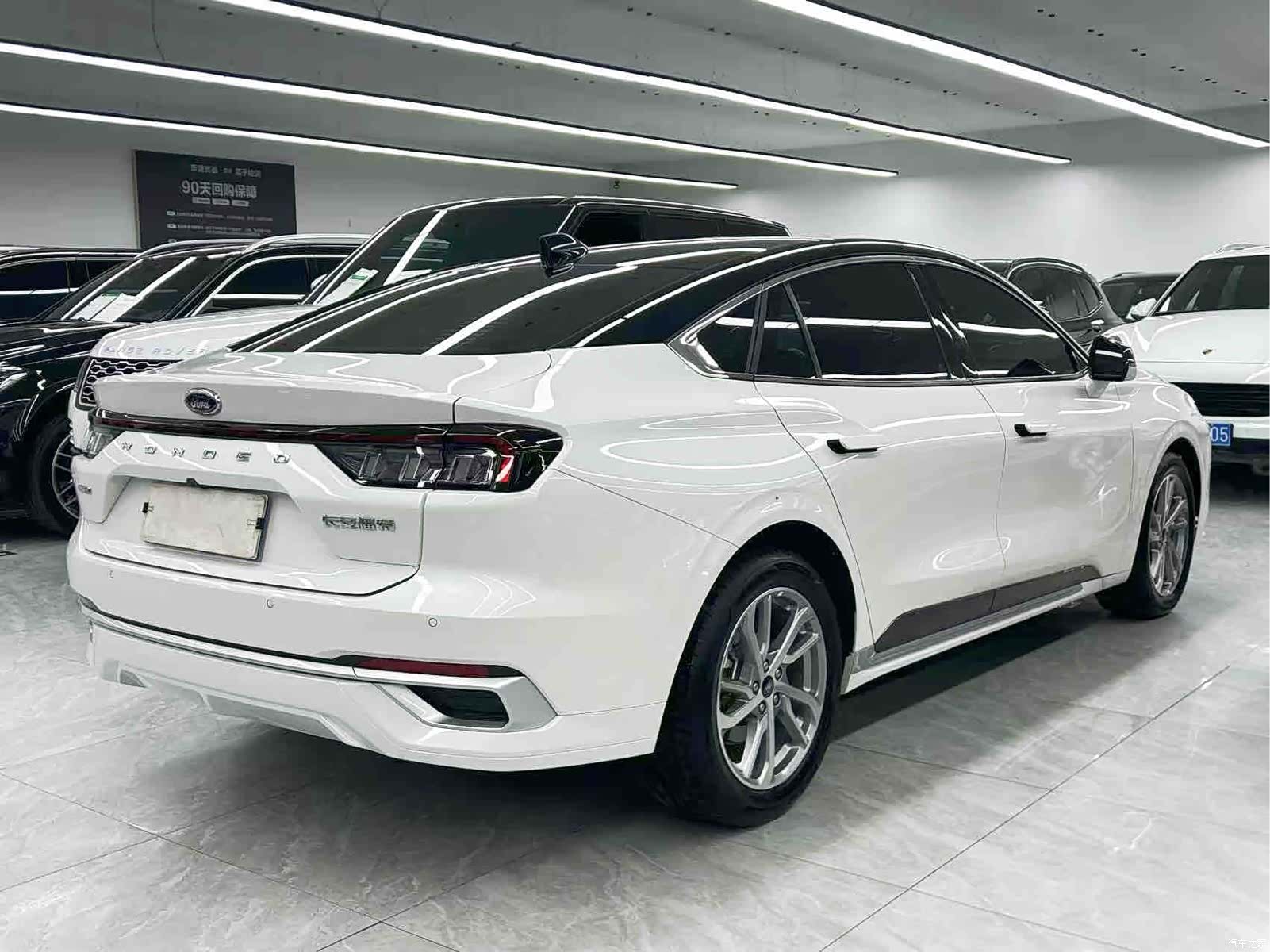 Ford Mondeo, 2023 6