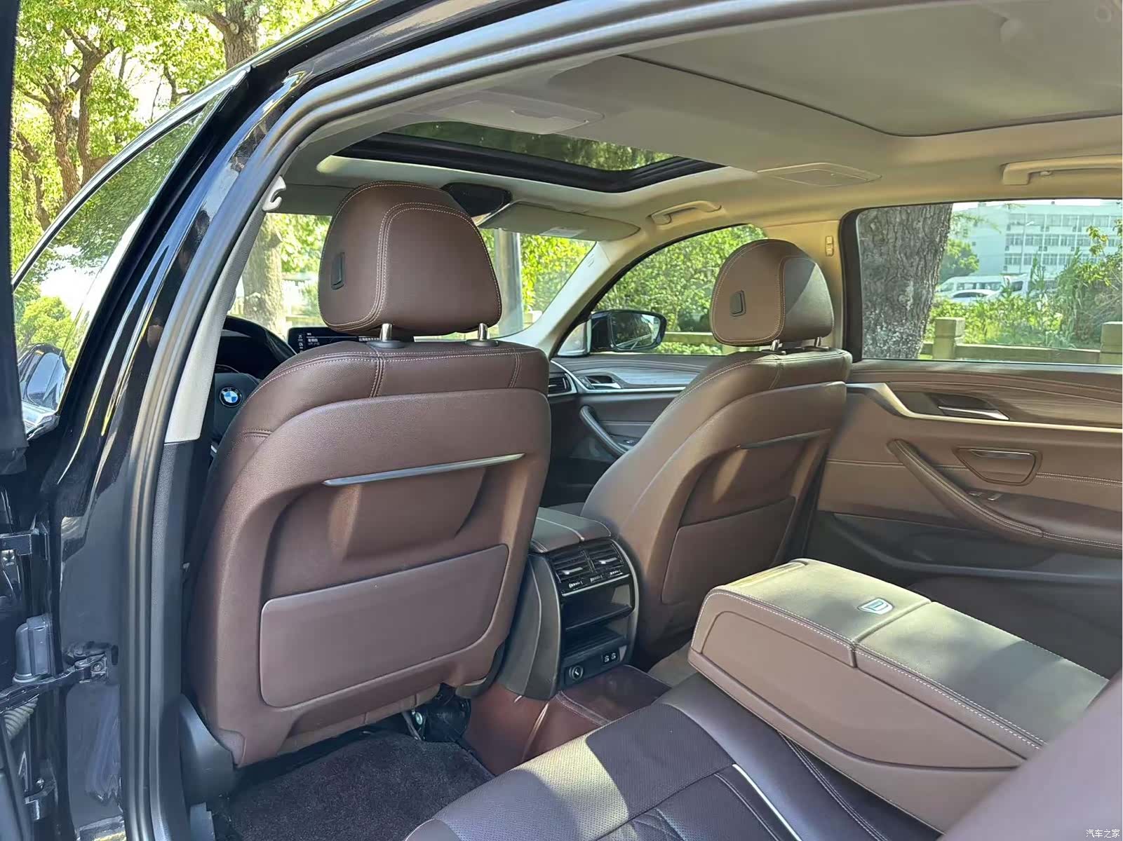 BMW 5 Series, 2021 12