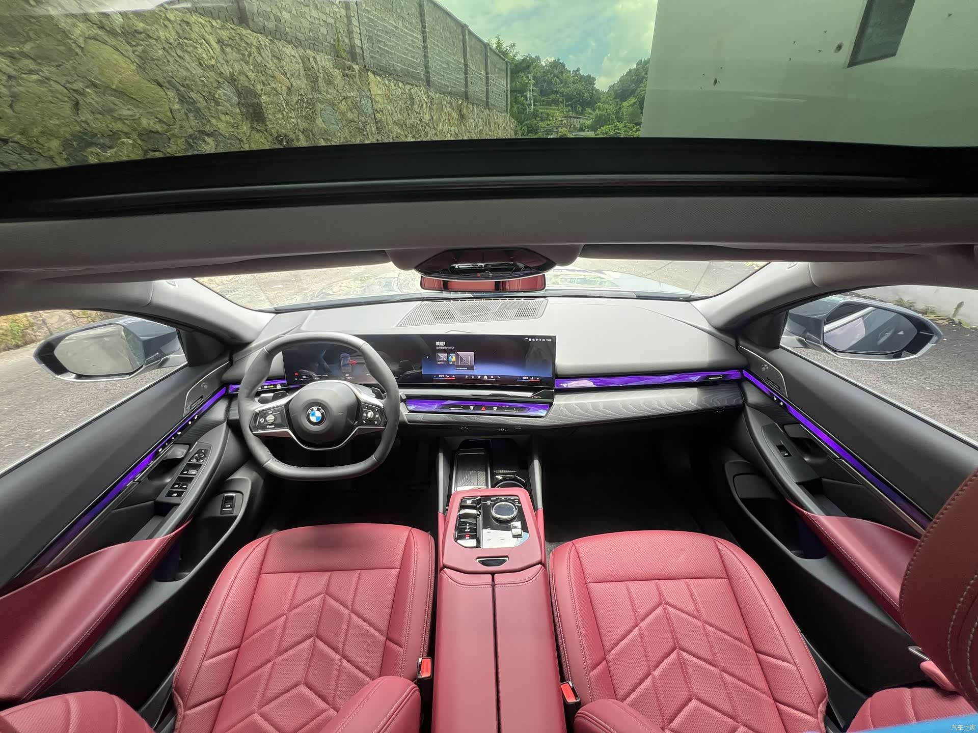 BMW 5 Series, 2025 все фото