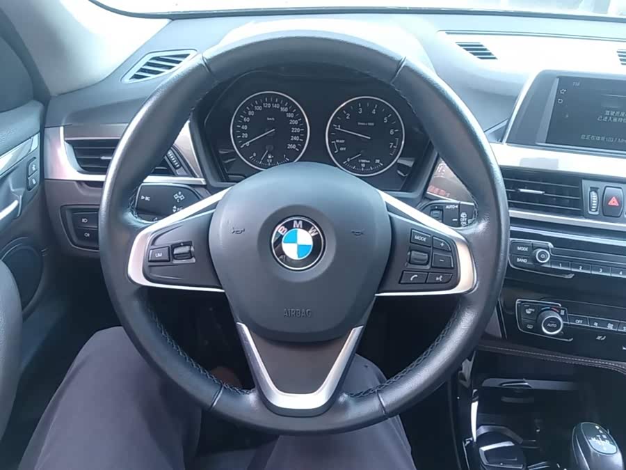 BMW X1 2018, фото 10