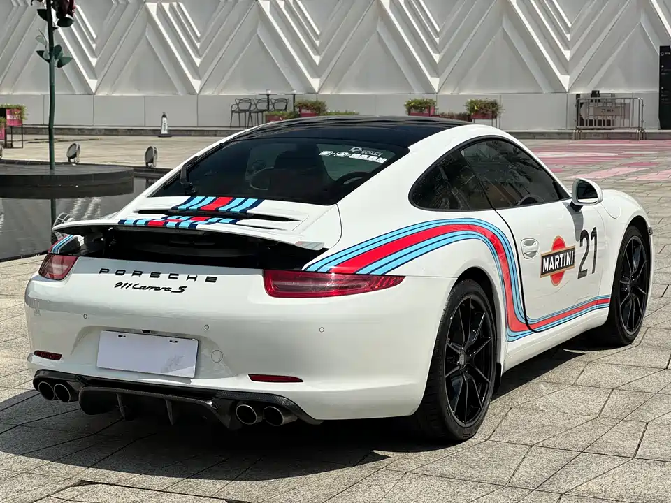 Porsche 911