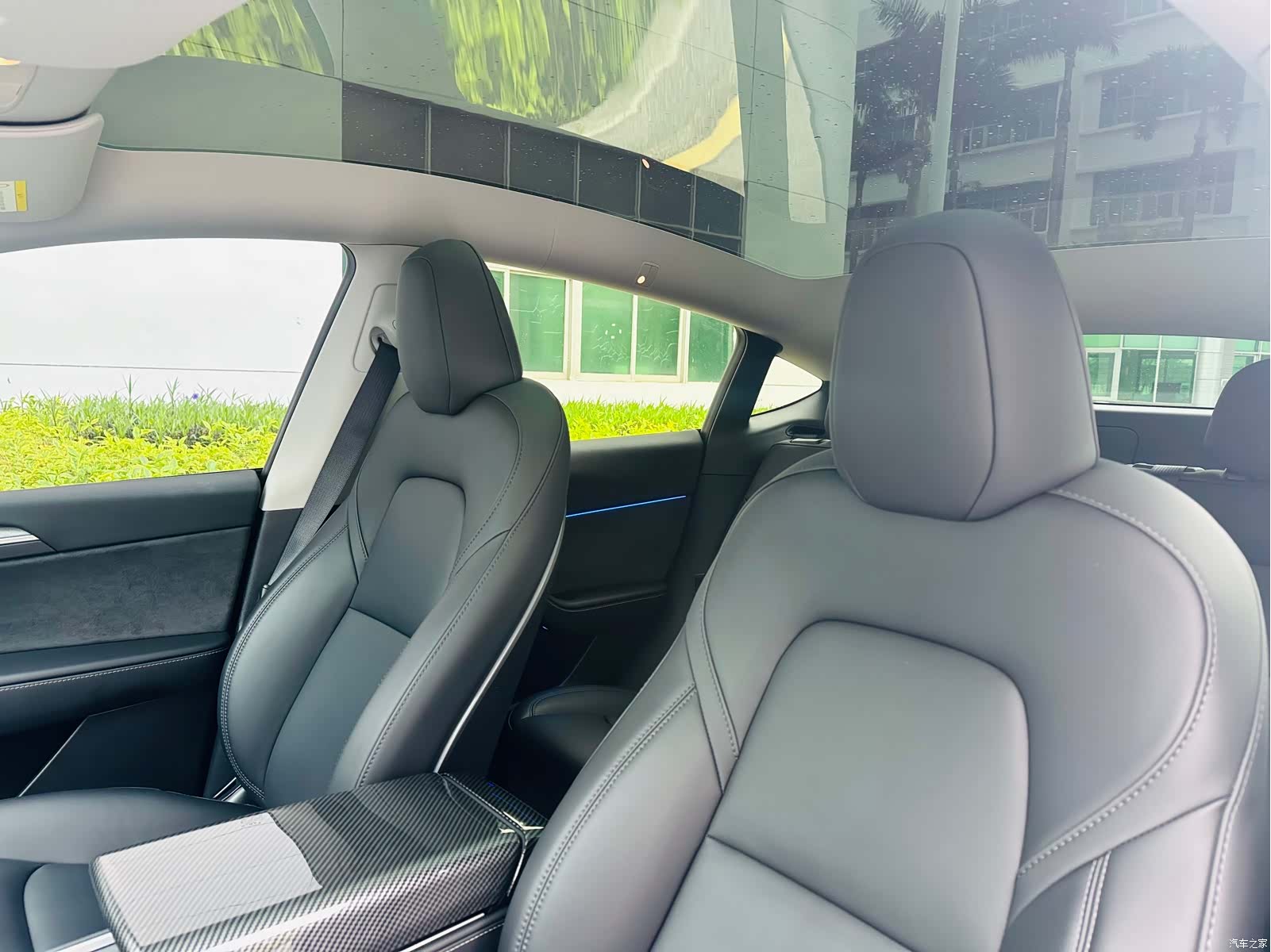 Tesla Model Y, 2024 9