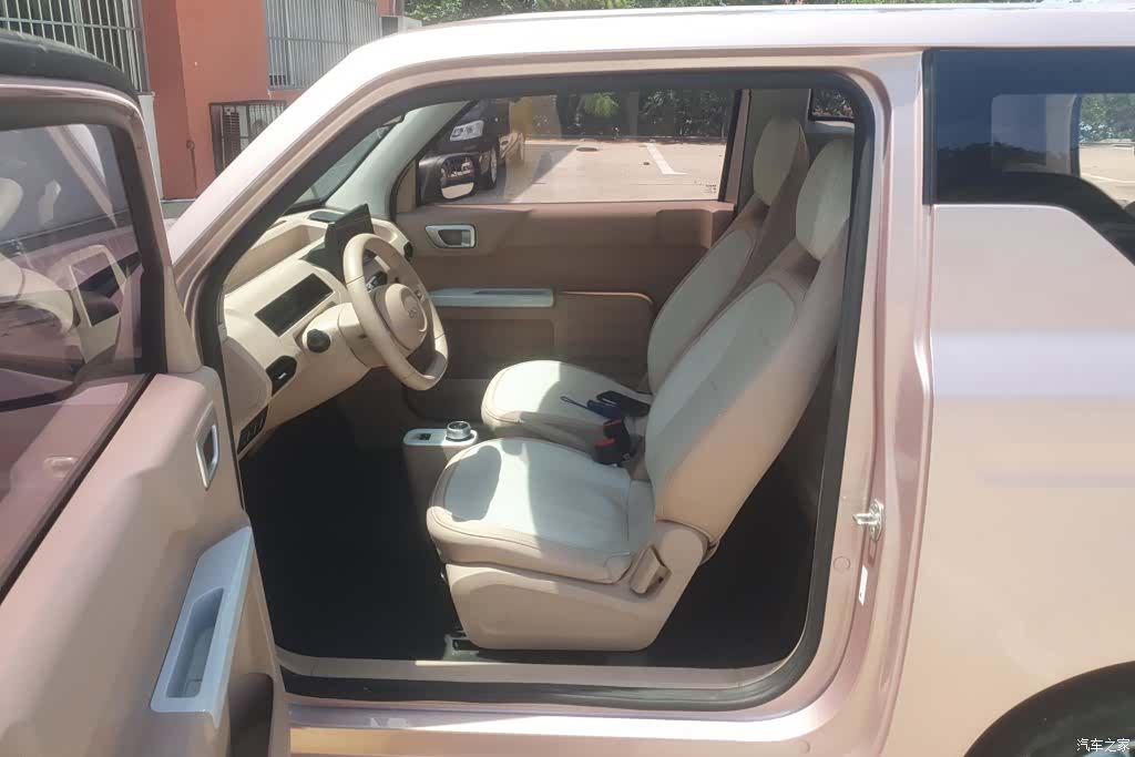 Geely Panda, 2023 9