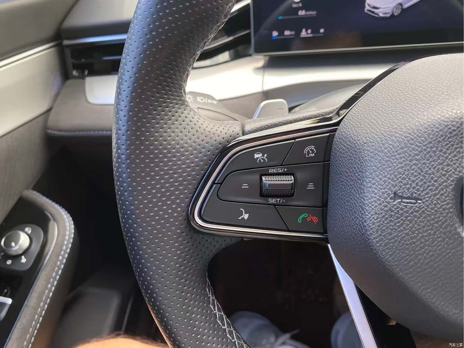 Geely Preface, 2025 17