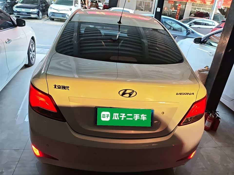 Hyundai Rena