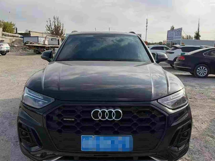 Audi Q5L 2025, фото 2