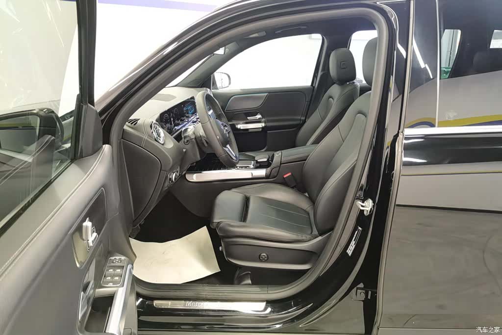 Mercedes-Benz GLB, 2022 9