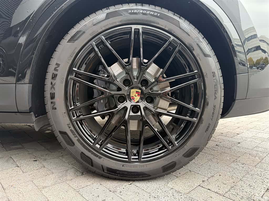 Porsche Cayenne, 2026 13
