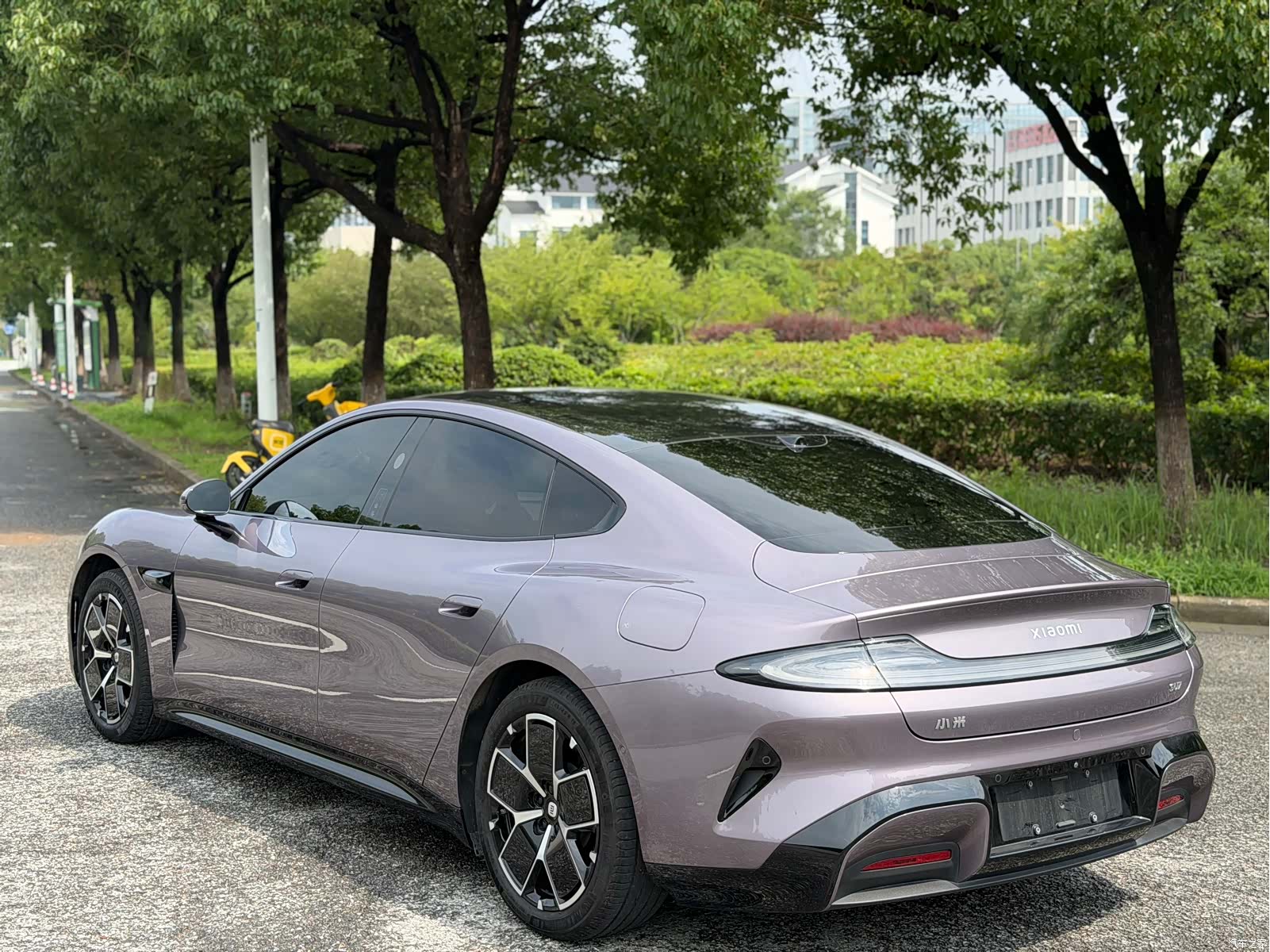 Xiaomi SU7, 2025 4