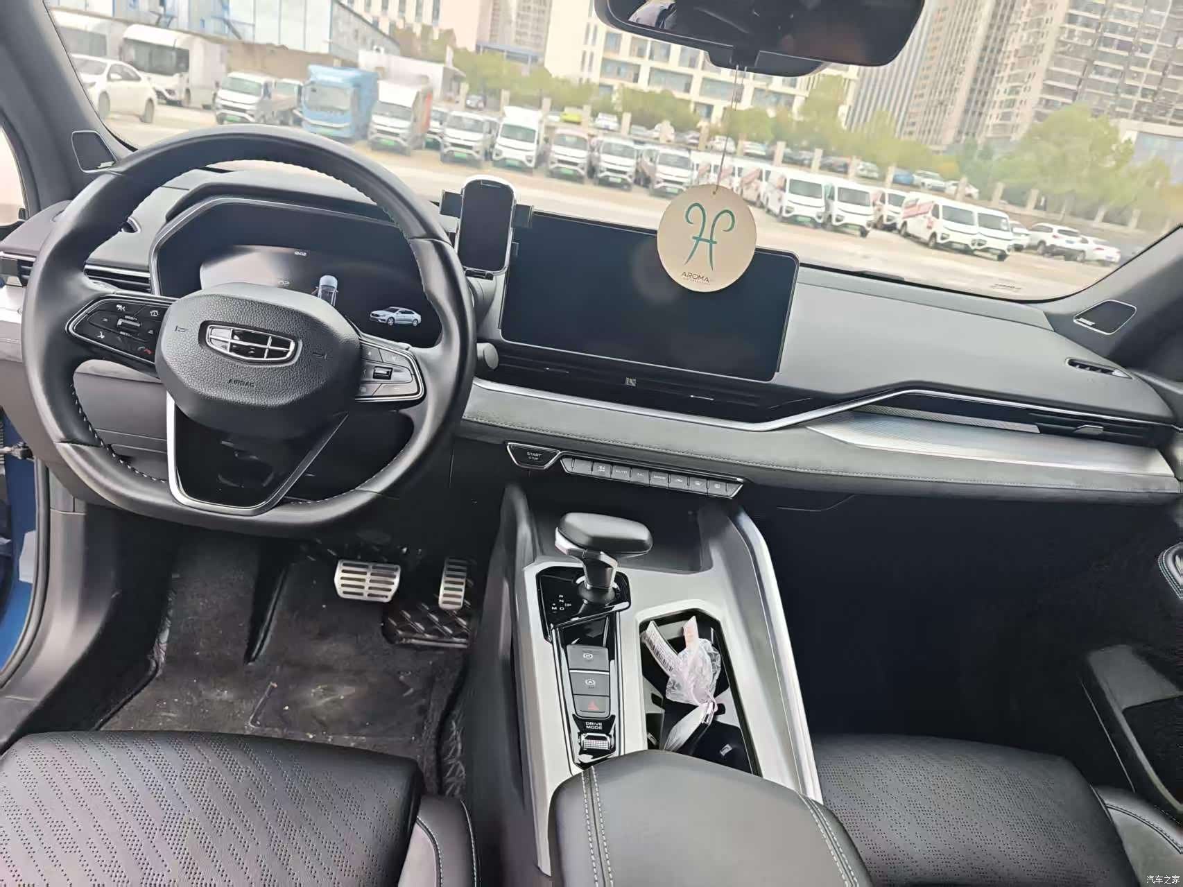 Geely Preface, 2022 6