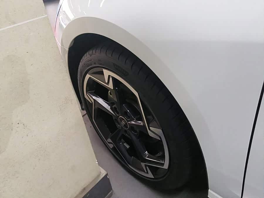 Audi A3 2024, фото 23