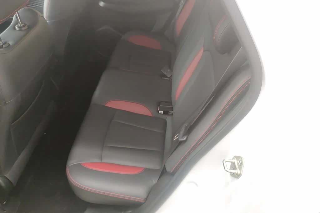 Geely X3, 2021 11