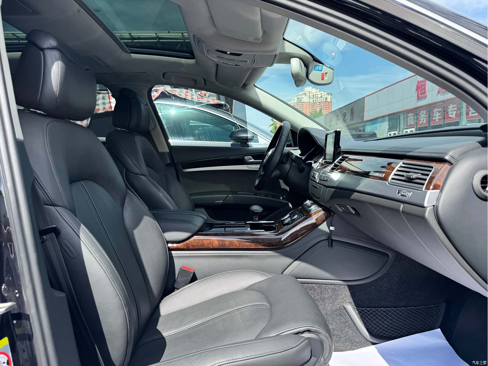 Audi A8L, 2014 30