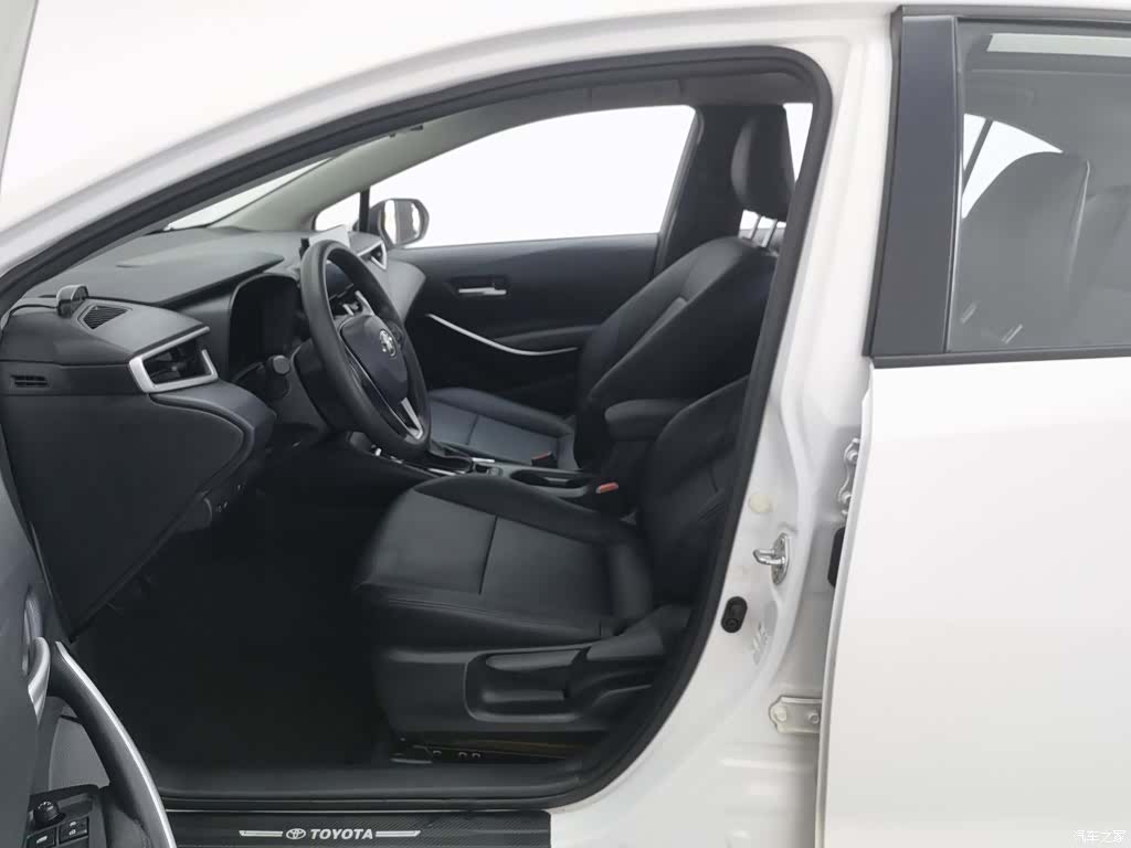 Toyota Corolla, 2023 10