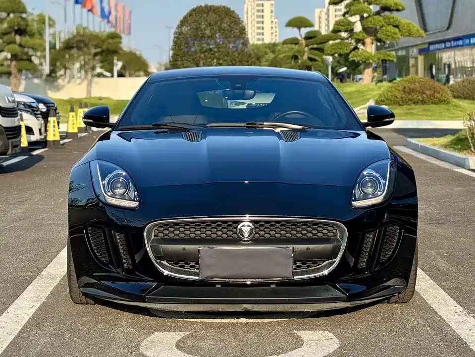 Jaguar F-TYPE