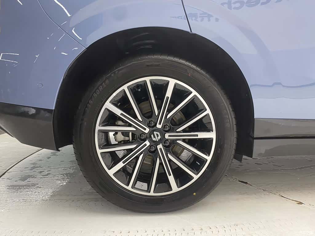 Leapmotor B10, 2025 11