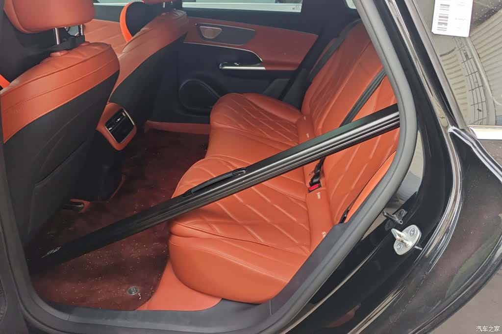 Chery A9L, 2026 11