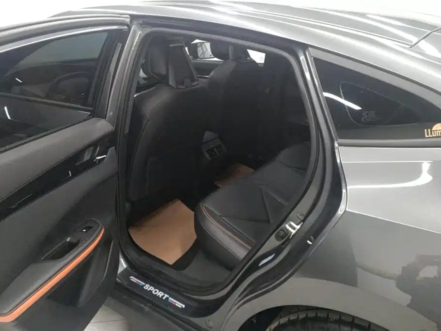 Changan UNI-V Smart iDD