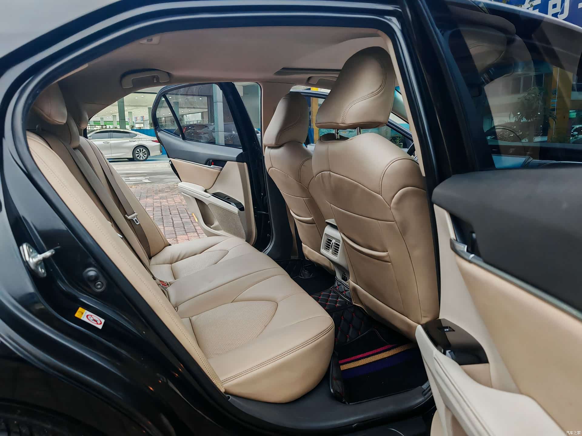 Toyota Camry, 2018 8
