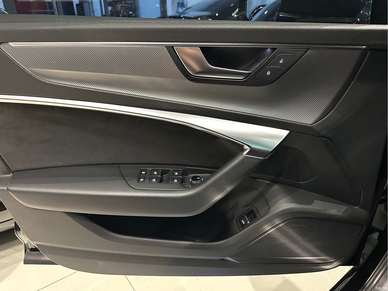Audi A6L, 2019 16