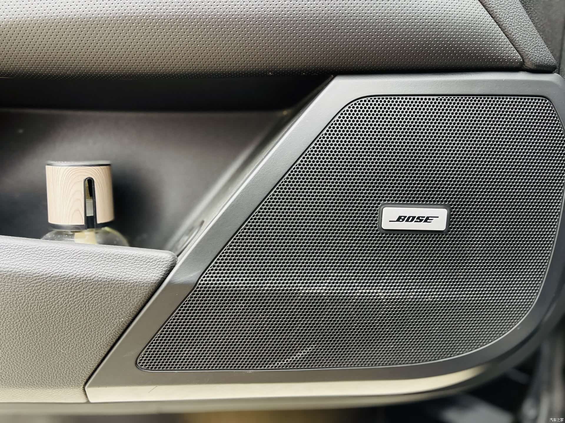 Cadillac XTS, 2018 17