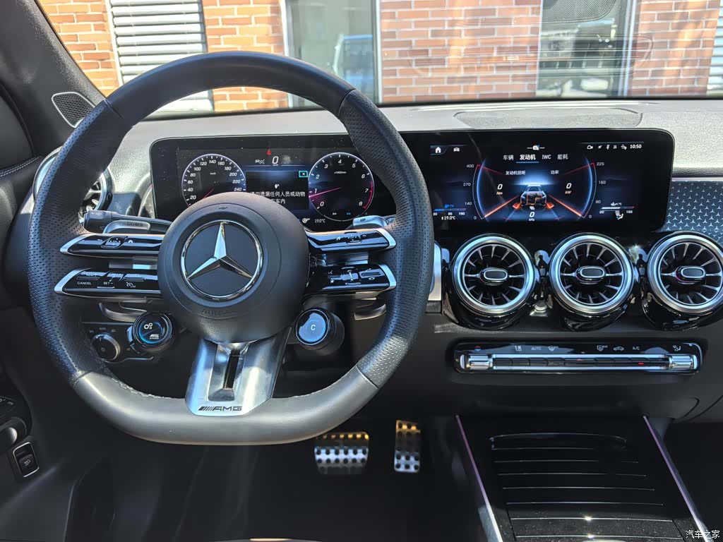 Mercedes-Benz GLB, 2025 20