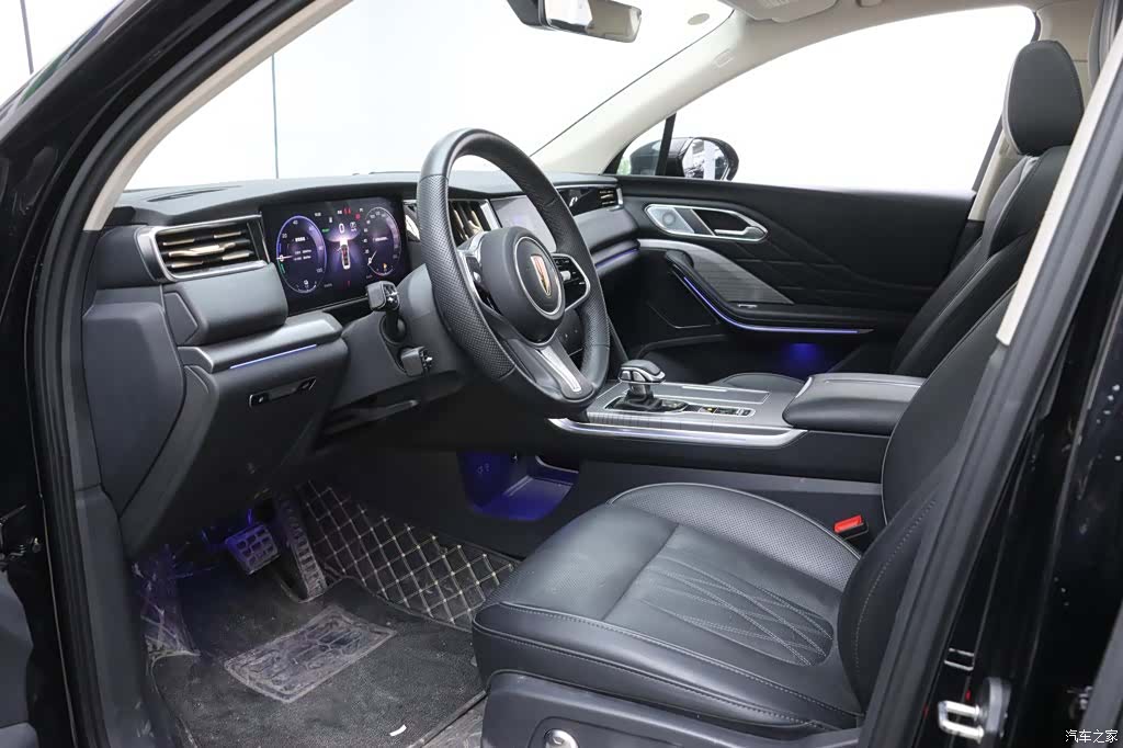 Hongqi HS7, 2024 12