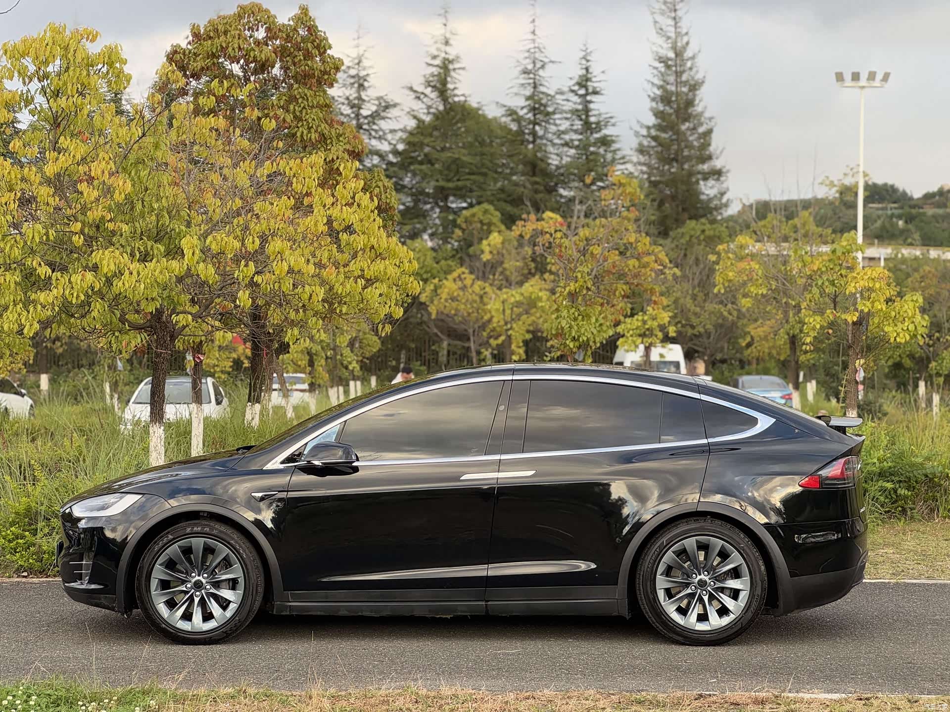 Tesla Model X, 2018 3