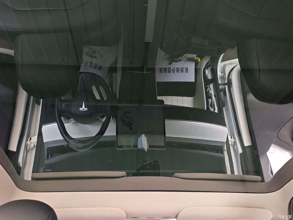 Tesla Model Y, 2022 18