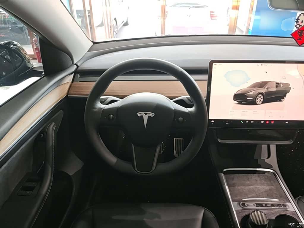 Tesla Model Y, 2023 11