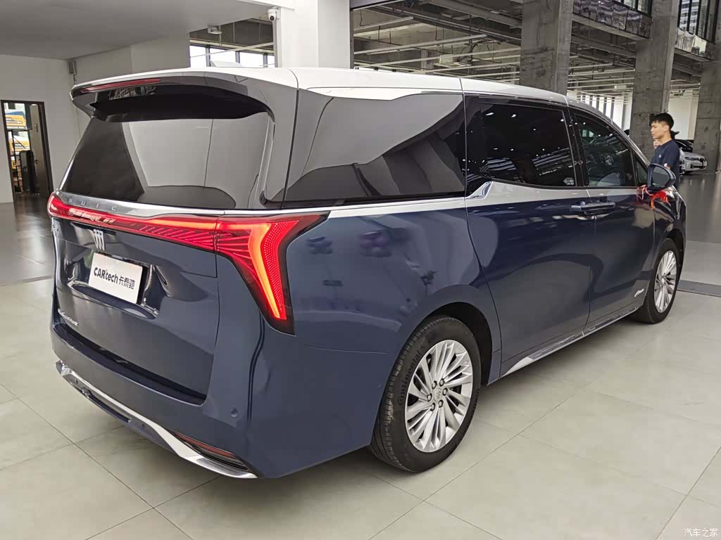 Buick Century, 2023 4